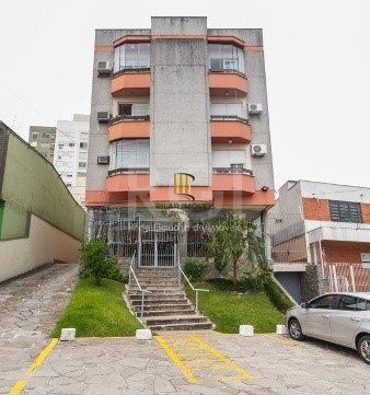 Cobertura na Glória de 2 dormitórios e vaga