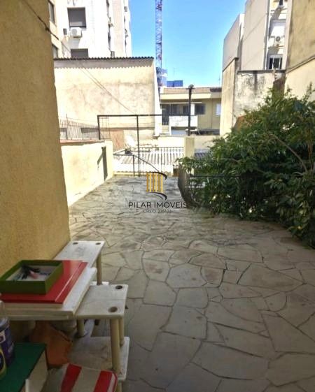 Casa sobrado no Passo D'areia de 3 dormitórios e vaga