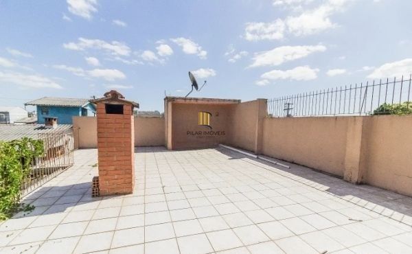 Casa no Sarandi de 4 dormitórios e 4 vagas