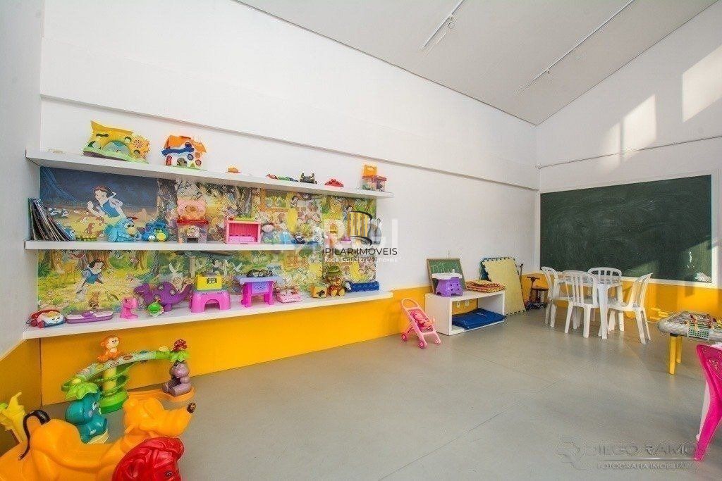 Apartamento no Condomínio Park Plaza de 2 dormitórios e vaga