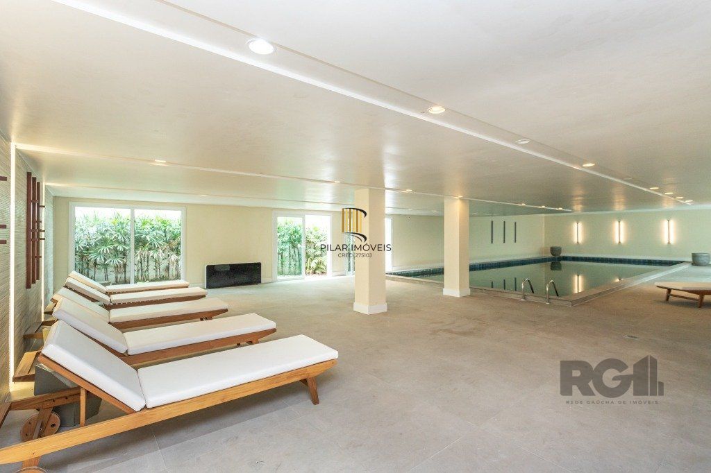 Apartamento de 2 dormitórios e 2 vagas NOVO desocupado