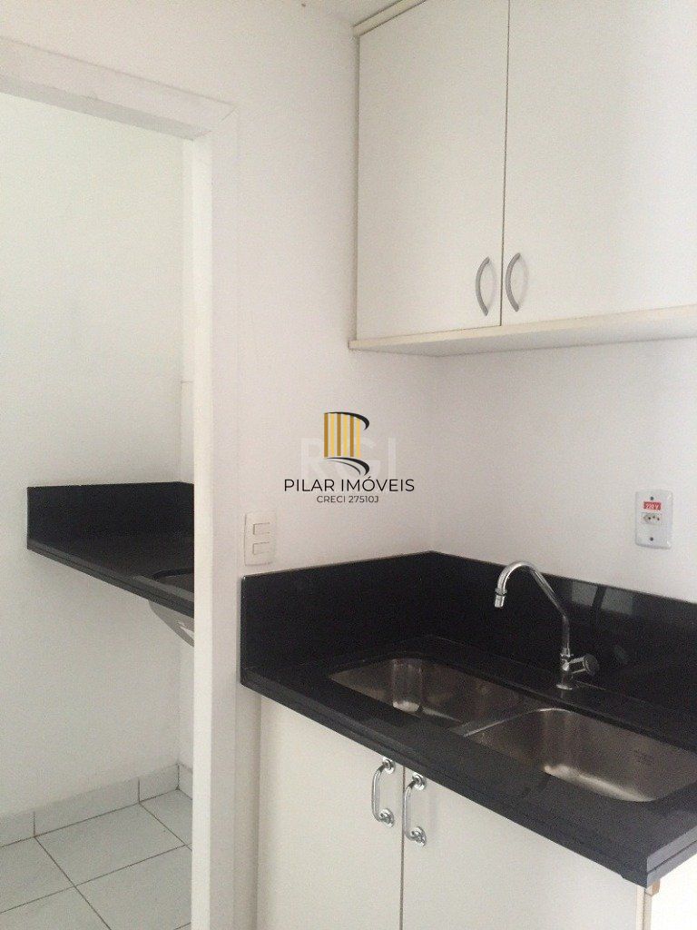 Loja para Venda - 60.85m², 0 dormitórios, Menino Deus