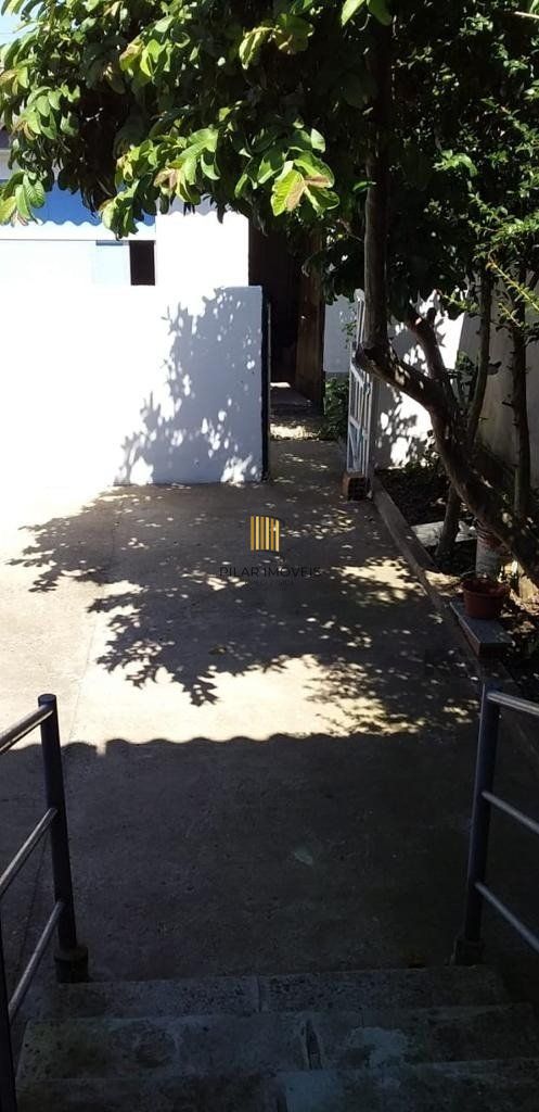 Casa 02 dormitórios, no bairro Parque Ipiranga, em Gravataí, RS.