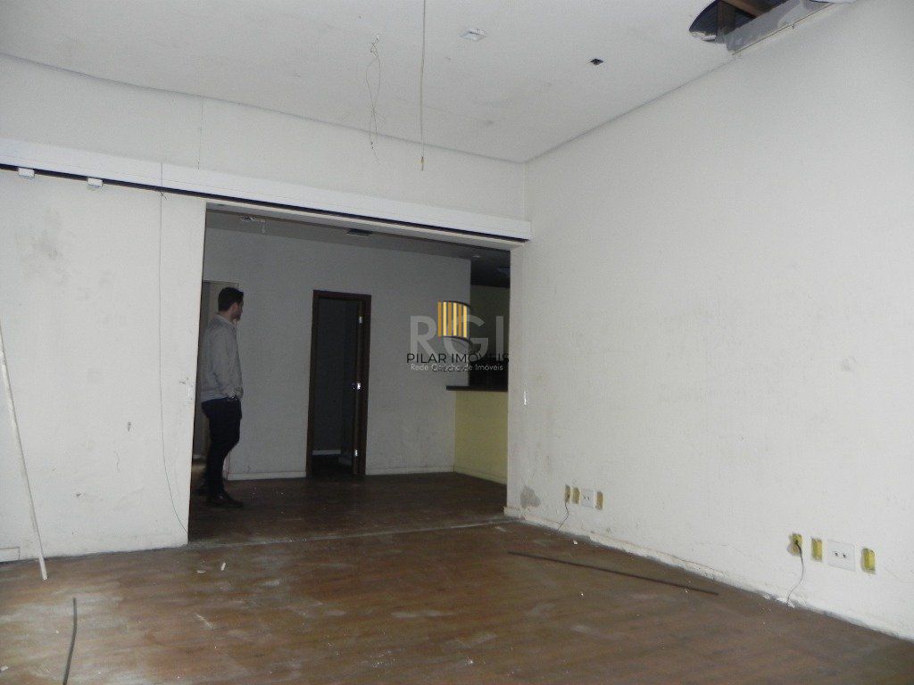 Casa Comercial para Venda - 220m², 0 dormitórios, Menino Deus