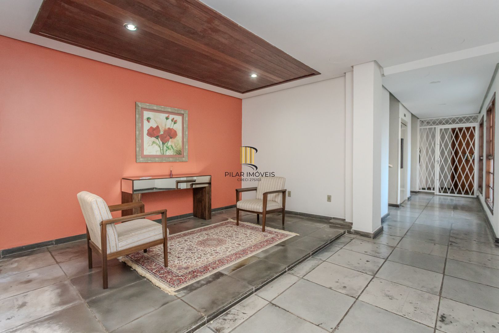 Cobertura duplex no bairro Petrópolis de 3 dormitórios vaga e terraço