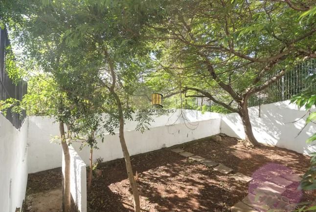 Prédio comercial no bairro Vila Jardim com 550m²