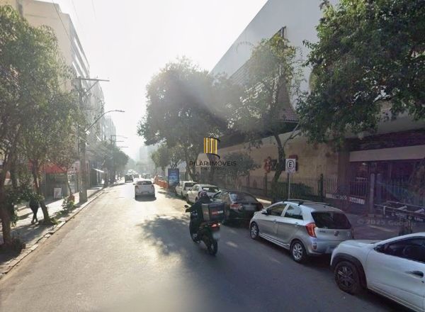 Apartamento na Cidade Baixa de 1 dormitório e vaga