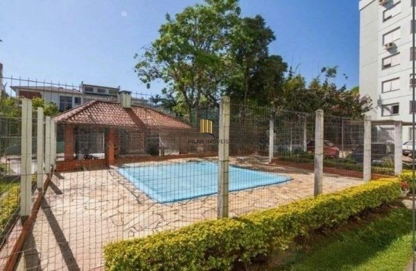 Apartamento no Bairro Cavalhada de 1 dormitório e vaga DESOCUPADO