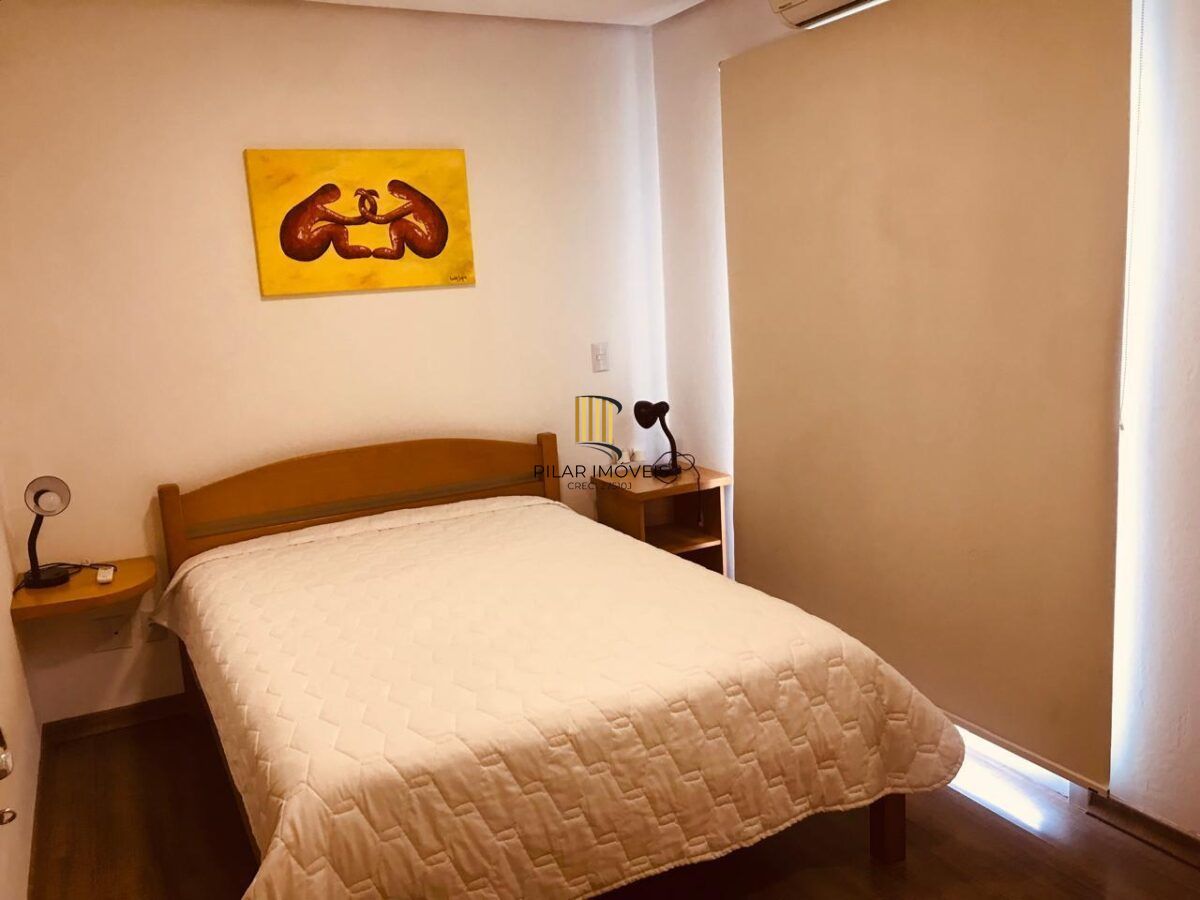 Casa em Canela no bairro Vila Maggi de 3 dormitórios