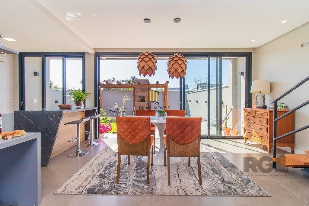 Casa Condominio 3 Dormitório(s) Bairro Sans Souci