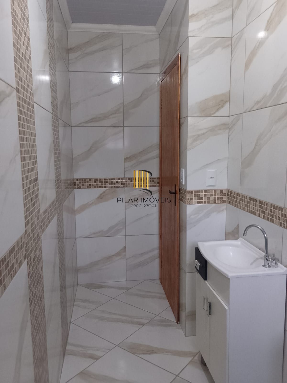 Casa em Canoas - Mato Grande de 3 dormitórios e 2 vagas