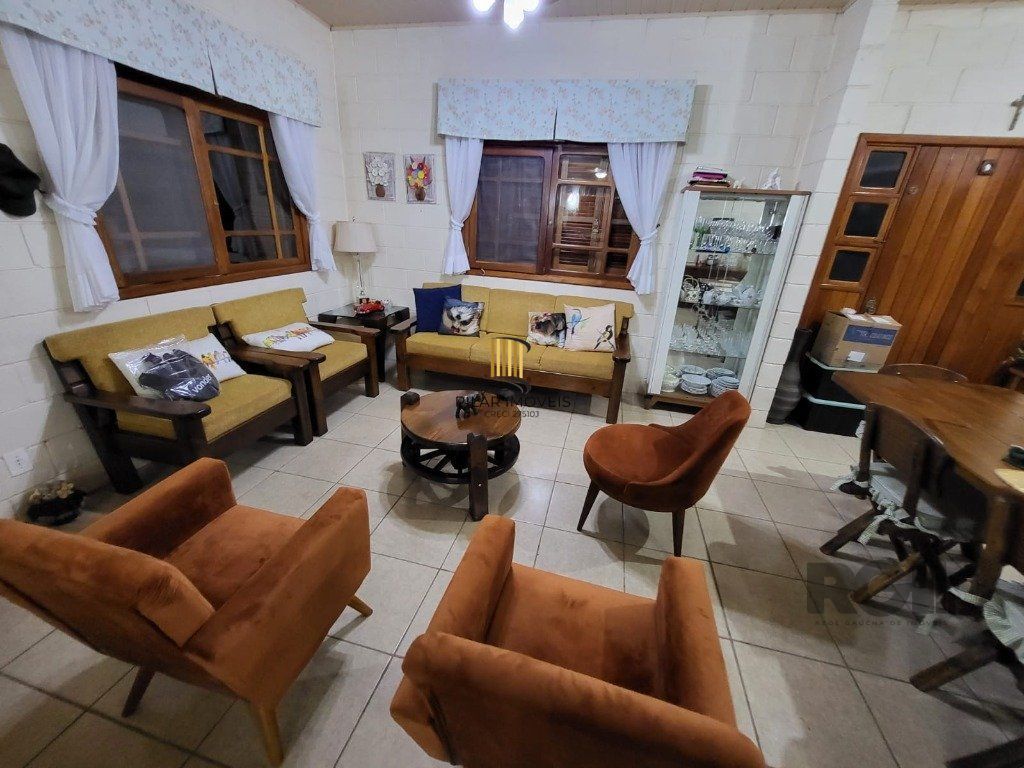 Casa Condominio 4 Dormitório(s) Bairro Martinica