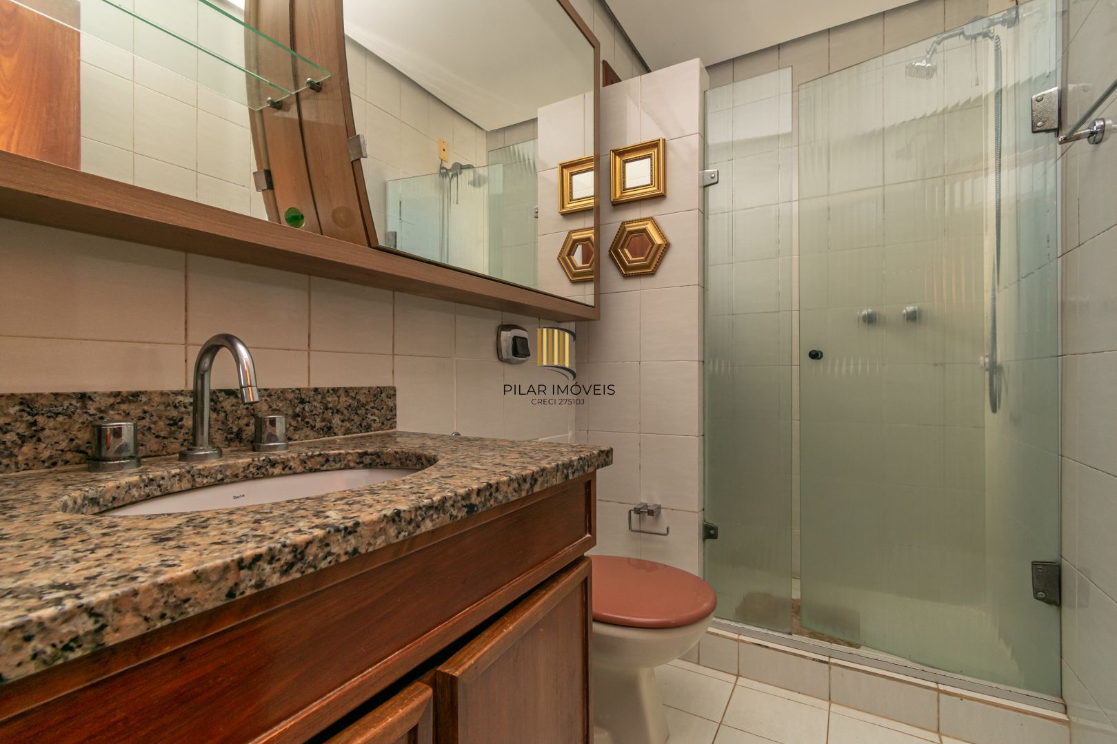 Cobertura 2 dormitórios, 1 vaga - Tristeza