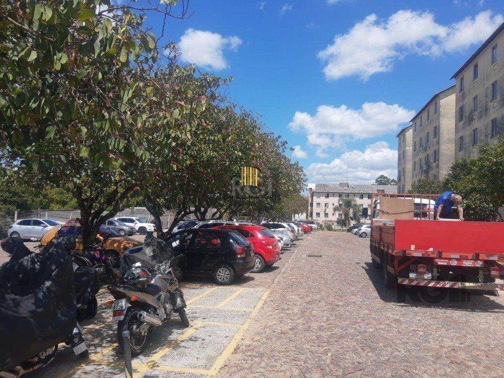 Apartamento de 2 dormitórios e vaga rotativa na Vila Nova