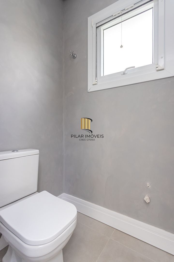 Casa de Condomínio 4 dormitórios no bairro Vila Nova