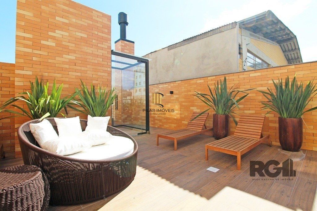 Apartamento de 2 dormitórios, vaga e infra no Passo D'areia