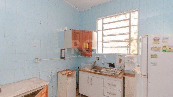 Casa de 3 dormitórios, 2 vagas - Petrópolis