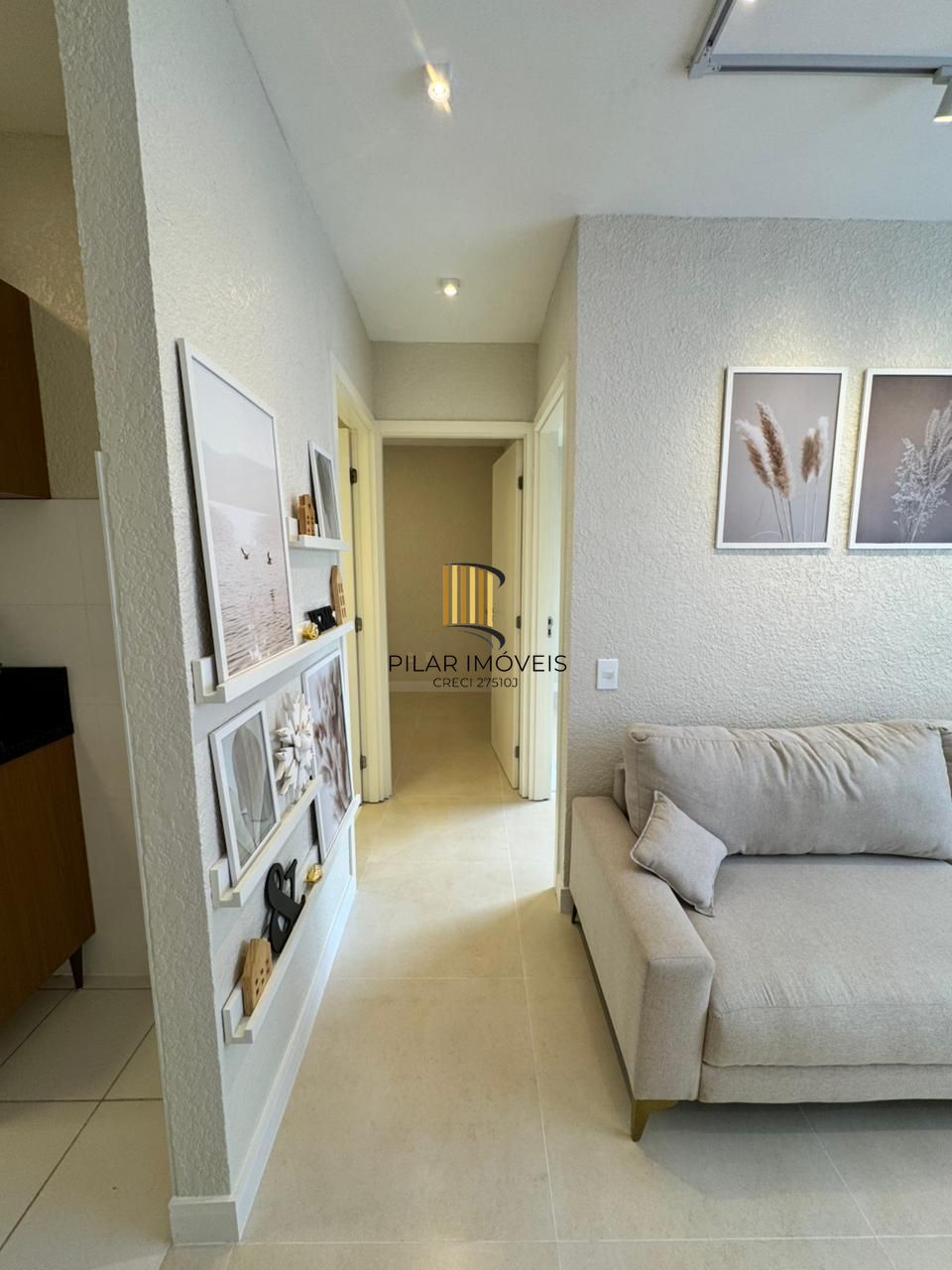 Apartamento 2 dormitórios no bairro Santos Dumont