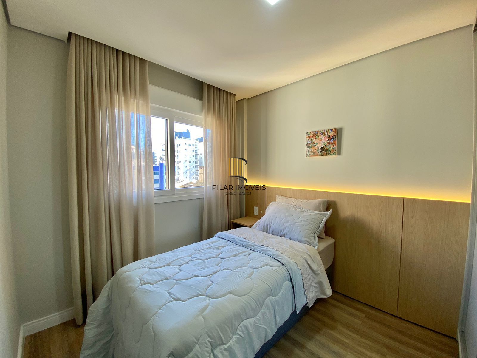 Apartamento NOVO em Capão da Canoa de 2 dormitórios e vaga