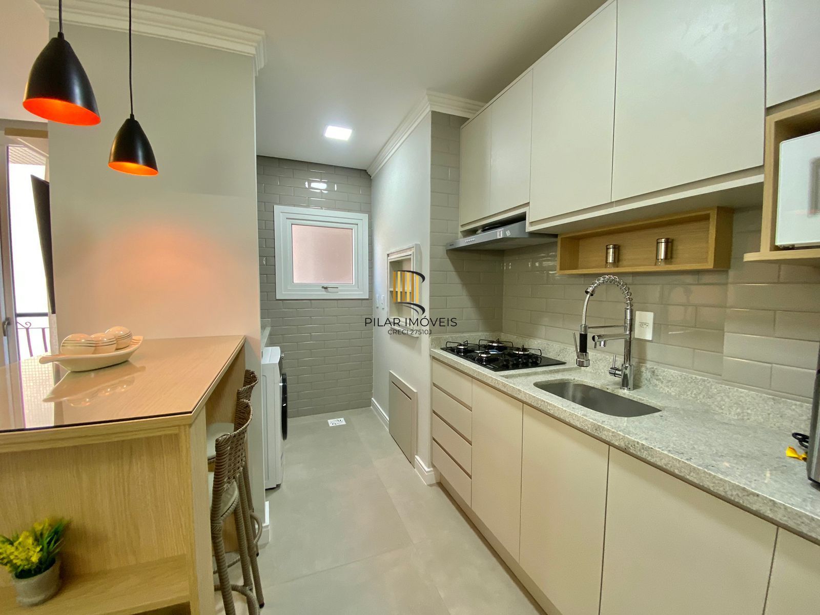 Apartamento NOVO em Capão da Canoa de 2 dormitórios e vaga