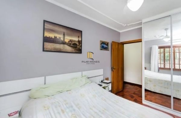 Casa / sobrado no bairro Jardim Itu de 3 dormitórios e pátio com piscina