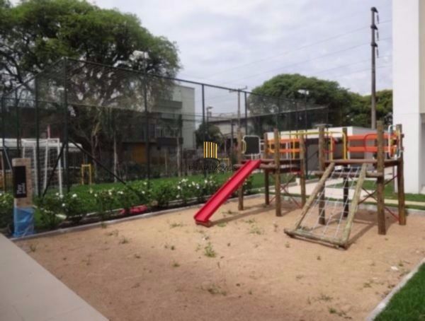 Apartamento de 2 dormitórios e vaga no Rossi Fiateci