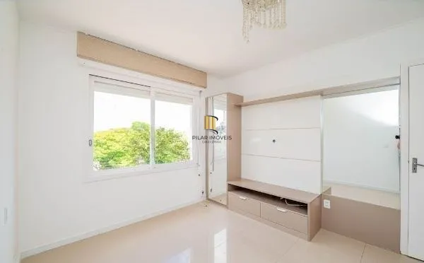 Apartamento no Passo D'areia de 1 dormitório e 2 vagas DESOCUPADO