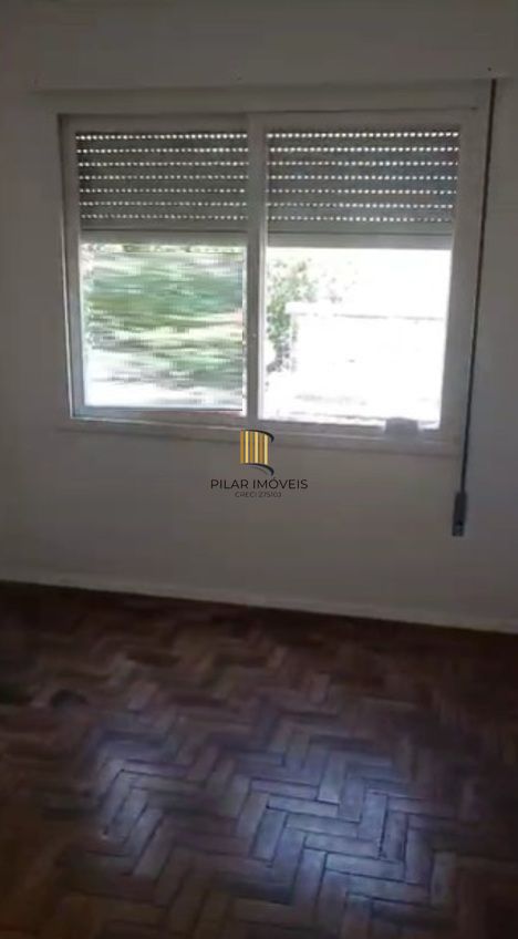 Apartamento no bairro Jardim Lindóia de 2 dormitórios DESOCUPADO