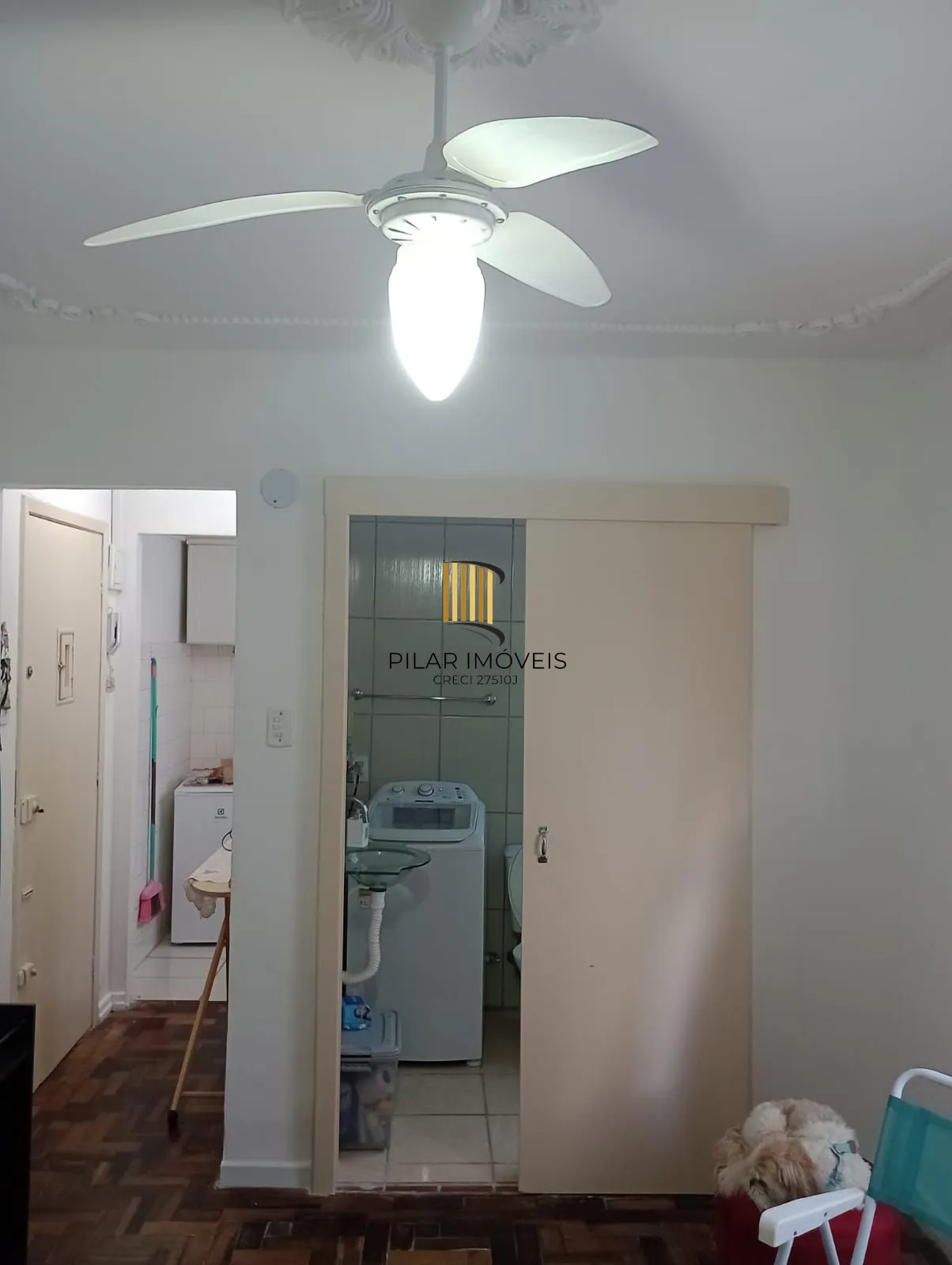Apartamento JK à venda na Rua General Bento Martins, 192, Centro Histórico, Porto Alegre.