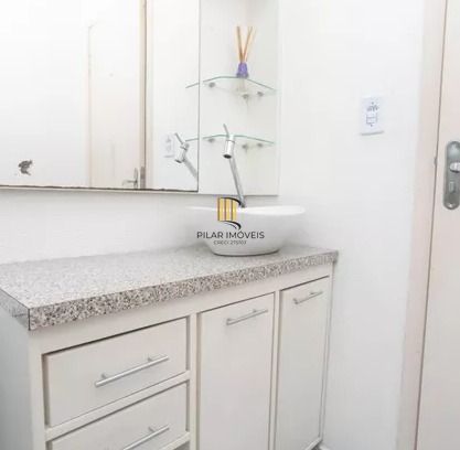Apartamento de 1 dormitório e 2 vagas
