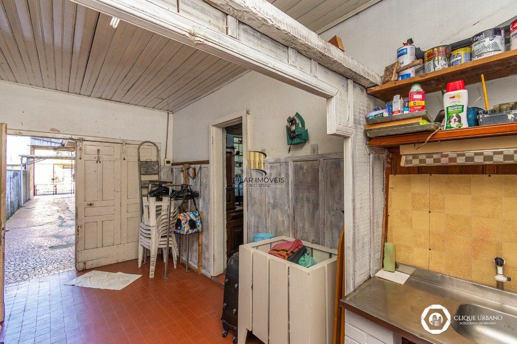 Casa para Venda de 3 dormitórios, Petrópolis