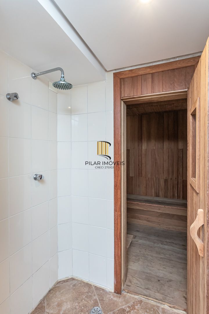 Apartamento no bairro Mont Serrat de 2 suítes e 2 vagas DESOCUPADO