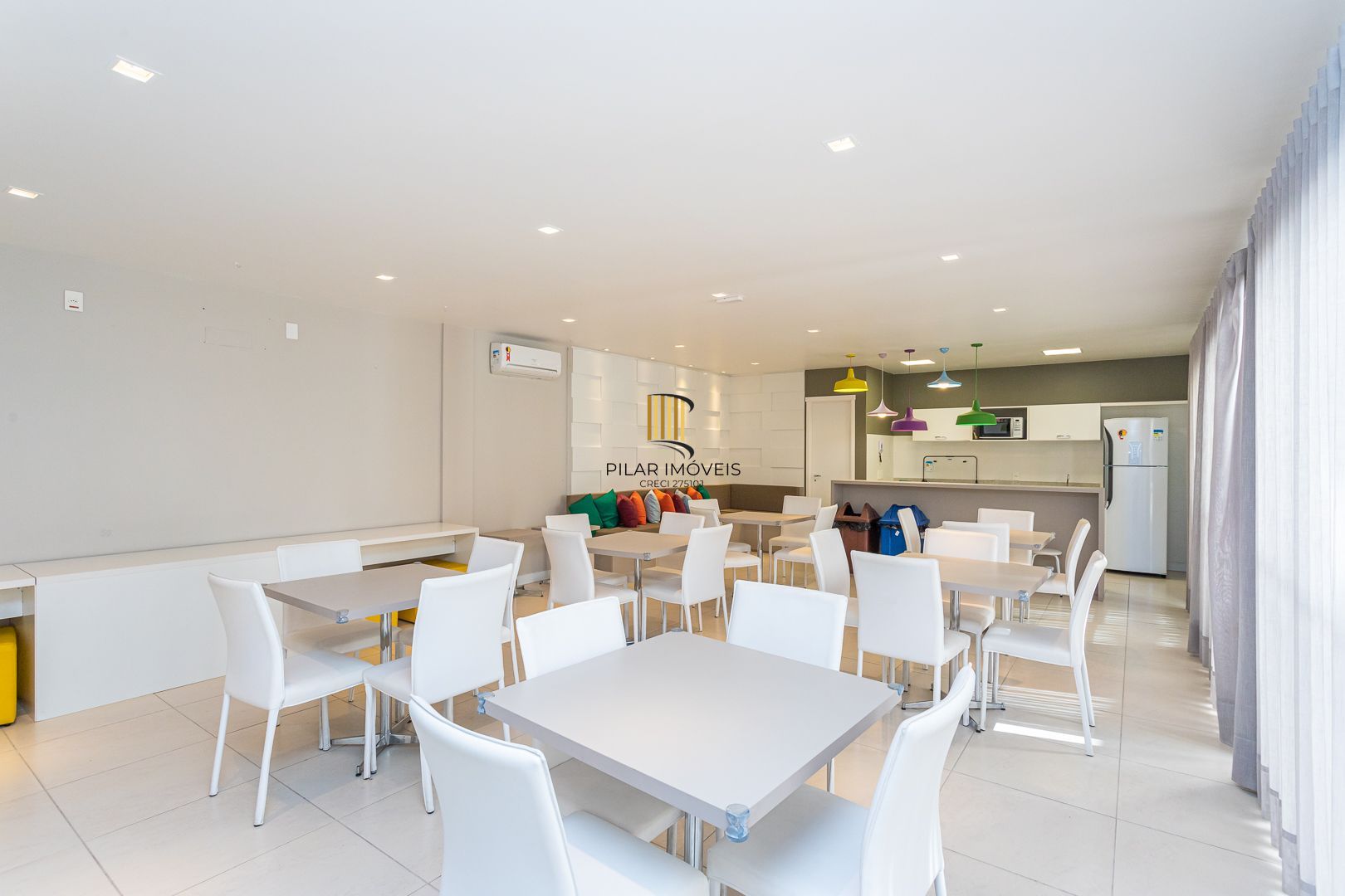 Apartamento 3 dormitórios no bairro Jardim Carvalho