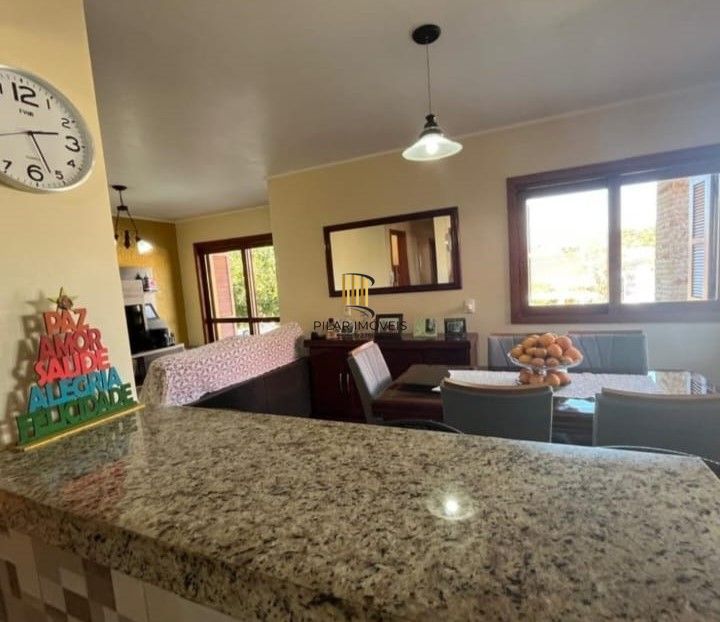 Casa 3 dormitórios no bairro Jardins