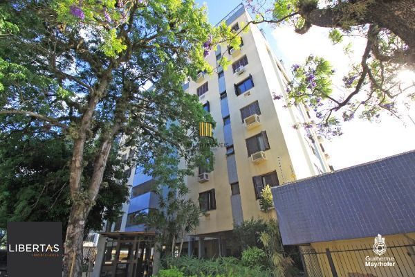 Apartamento amplo no bairro Tristeza de 3 dormitórios e 2 vagas