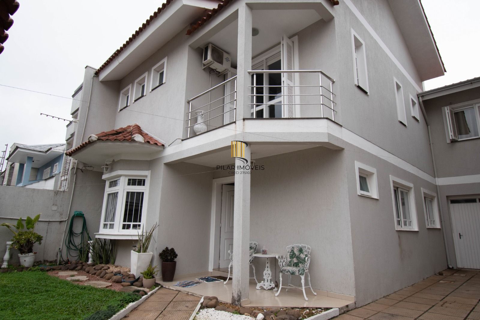 Casa sobrado no bairro Mont Serrat em Canoas - Pilar Imóveis