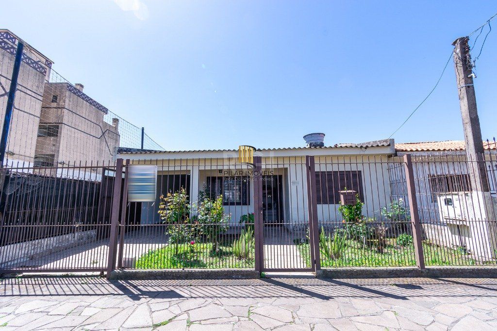 Casa de 3 dormitórios, 3 vagas