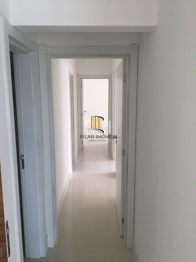 Apartamento para Venda - 123.48m², 3 dormitórios, sendo 2 suites, 2 vagas - Centro