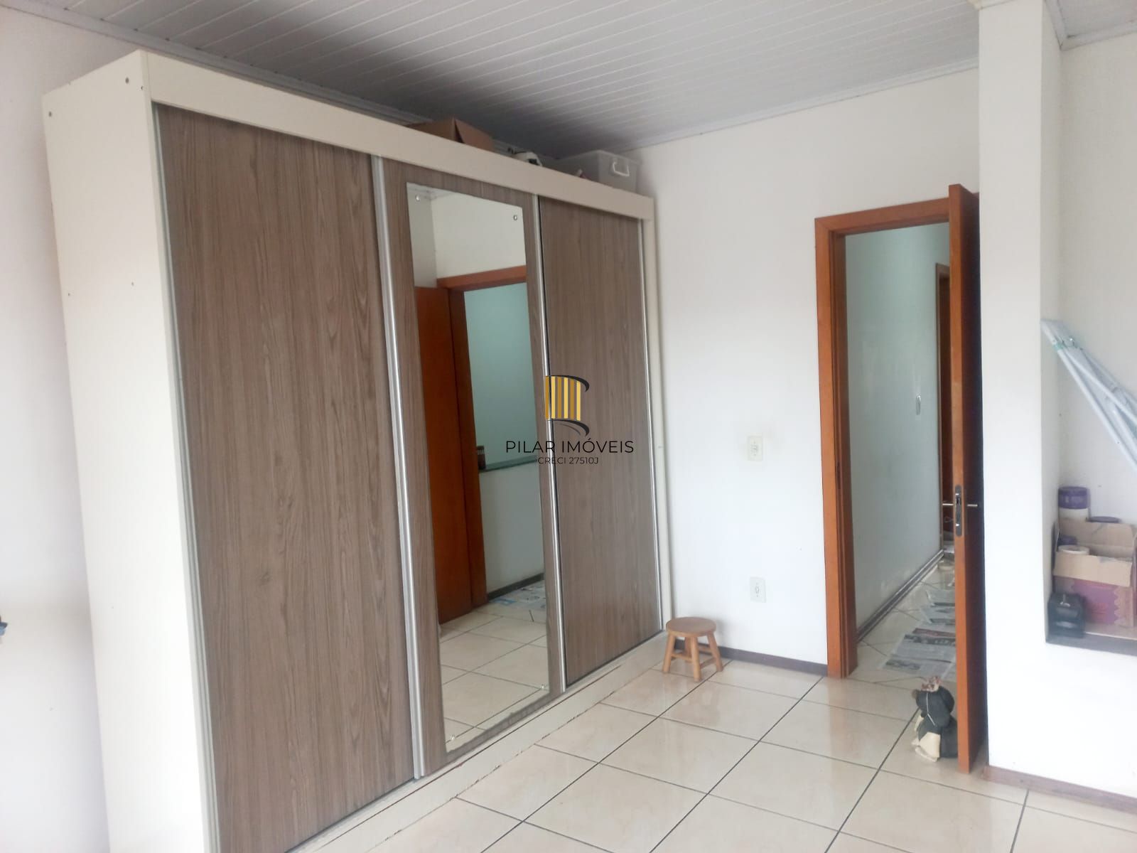 Casa 2 dormitórios no bairro Jardim Algarve