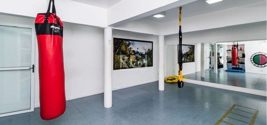 Casa em condomínio no bairro Teresópolis