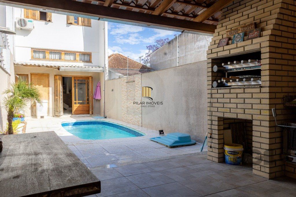 Casa para Venda 3 dormitórios no Partenon - Pilar Imóveis