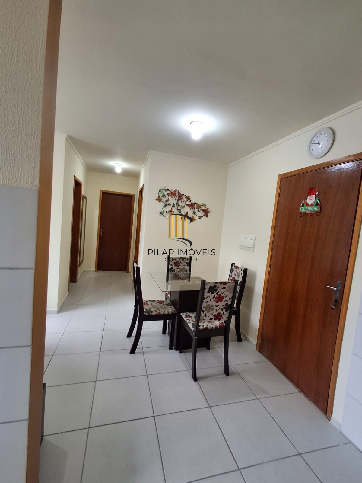 Apartamento 02 dormit com vaga fixa, no bairro Chapéu do Sol, em Porto Alegre