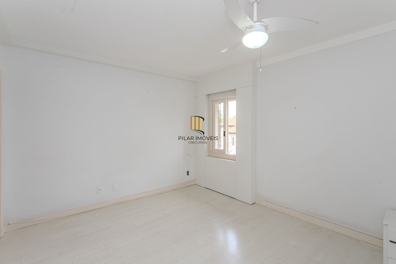 Apartamento no Moinhos de Vento de 3 dormitórios e vaga DESOCUPADO