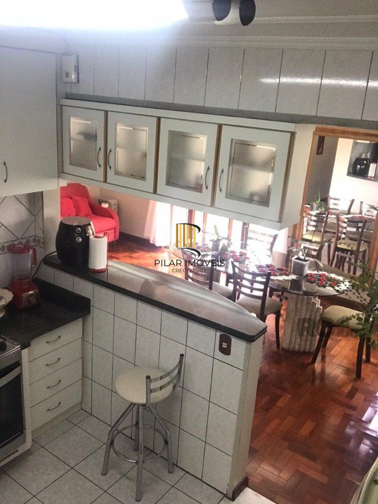 Residência individual no Jardim Itu - 3 dormit suíte, 2 gar. piscina/academia