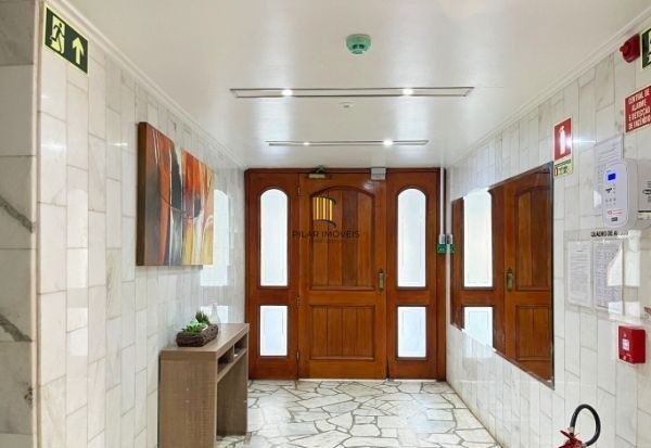 Apartamento no bairro Santana de 3 dormitórios e vaga DESOCUPADO