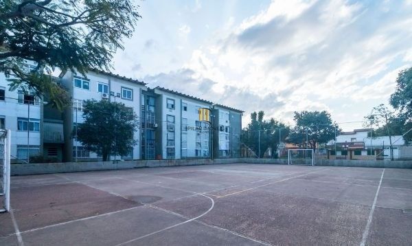 Apartamento na Cavalhada de 2 dormitórios e vaga rotativa