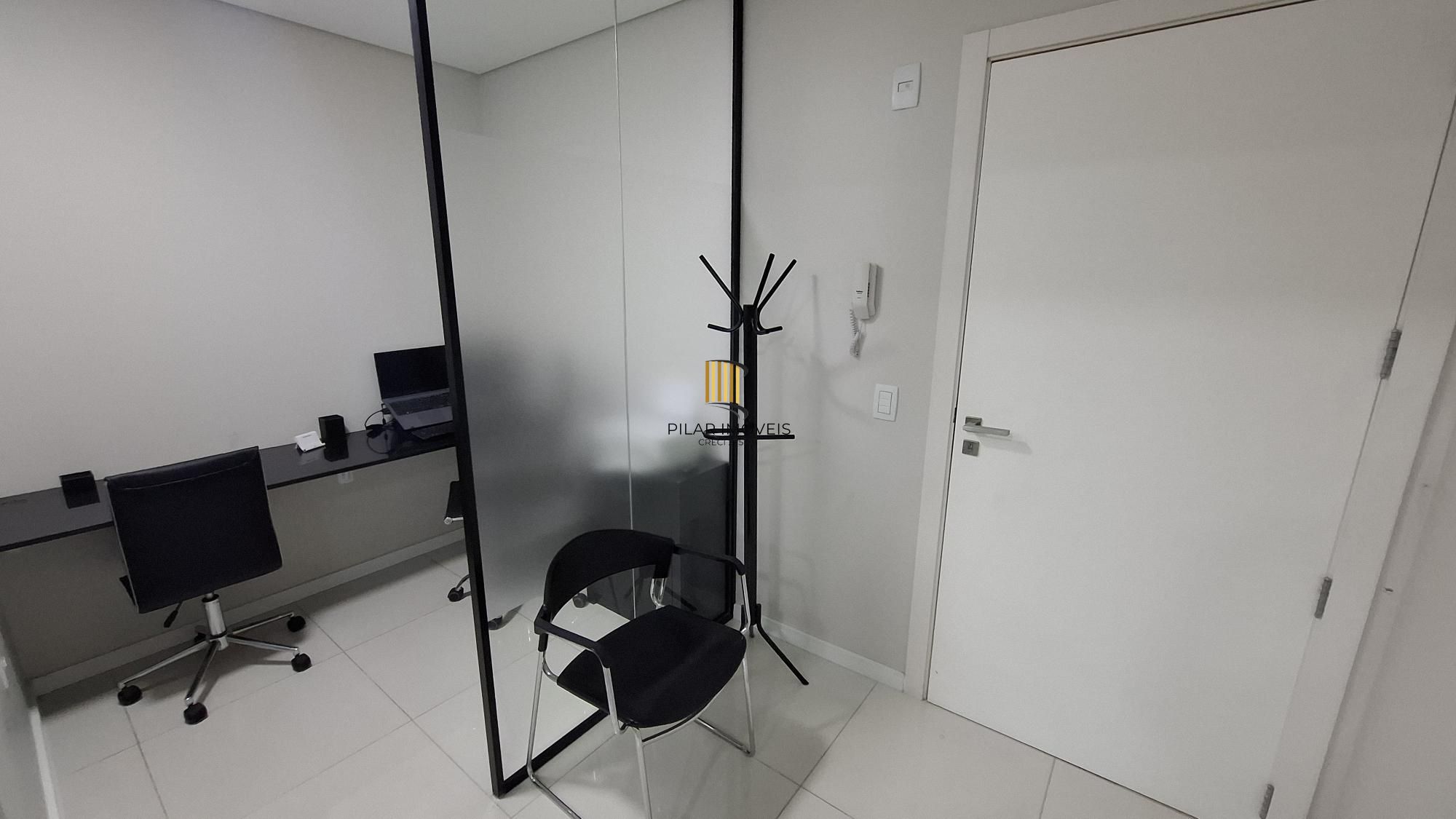 Sala Comercial 1 dormitório no bairro Praia de Belas