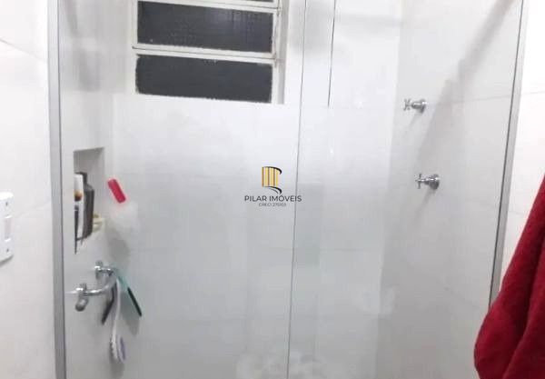 Apartamento MOBILIADO de 1 dormitório no bairro Vila Ipiranga Desocupado