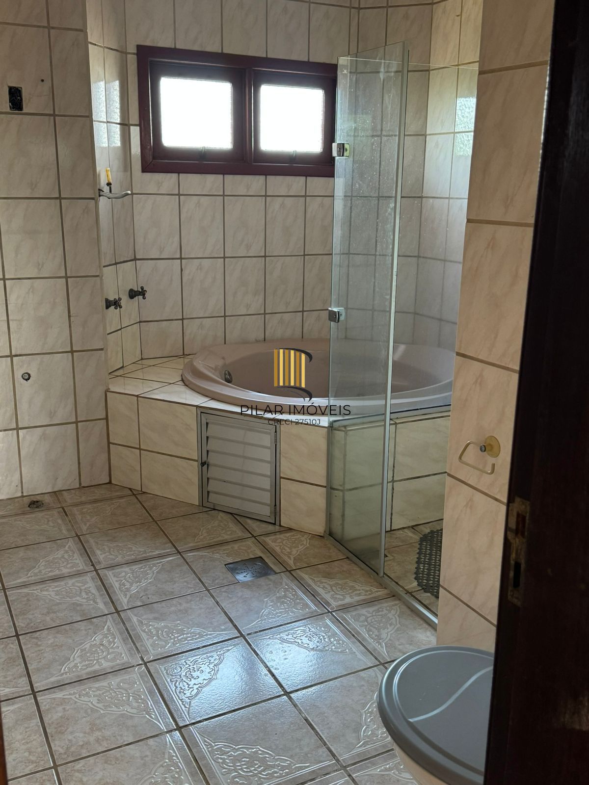 Casa 4 dorms à venda Avenida Manoel Elias, Porto Alegre.