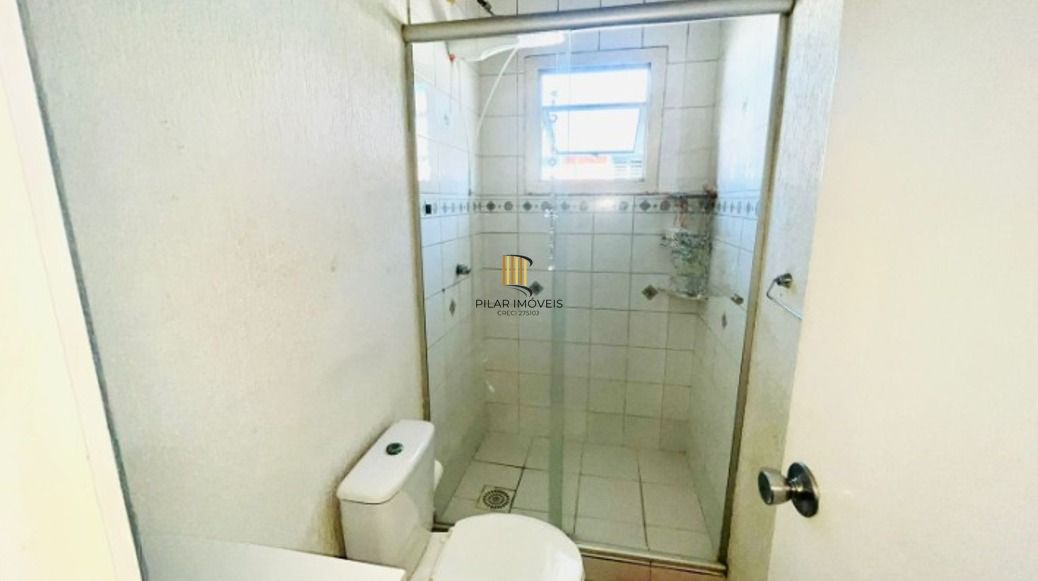 Casa em condomínio no bairro Sarandi de 2 dormitórios, vaga e infra